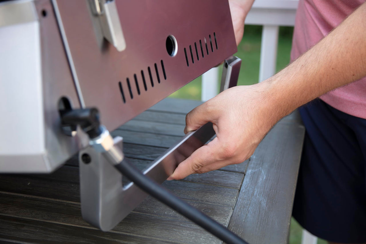 Portable 2-Burner Outdoor Gas Grill E628853